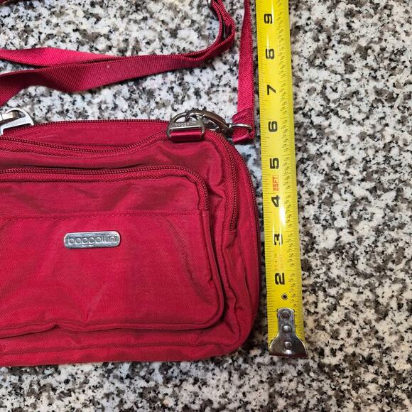 Baggallini Crossbody Shoulder Belt Waist Bag Red 5 Compartments - Picture 5 of 8